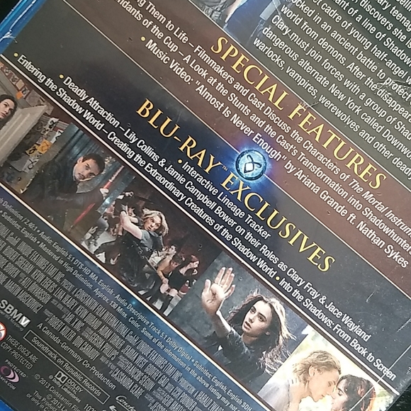 The Mortal Instruments: City of Bones Blu Ray/DVD combo pack, Factory Sealed - Picture 6 of 13
